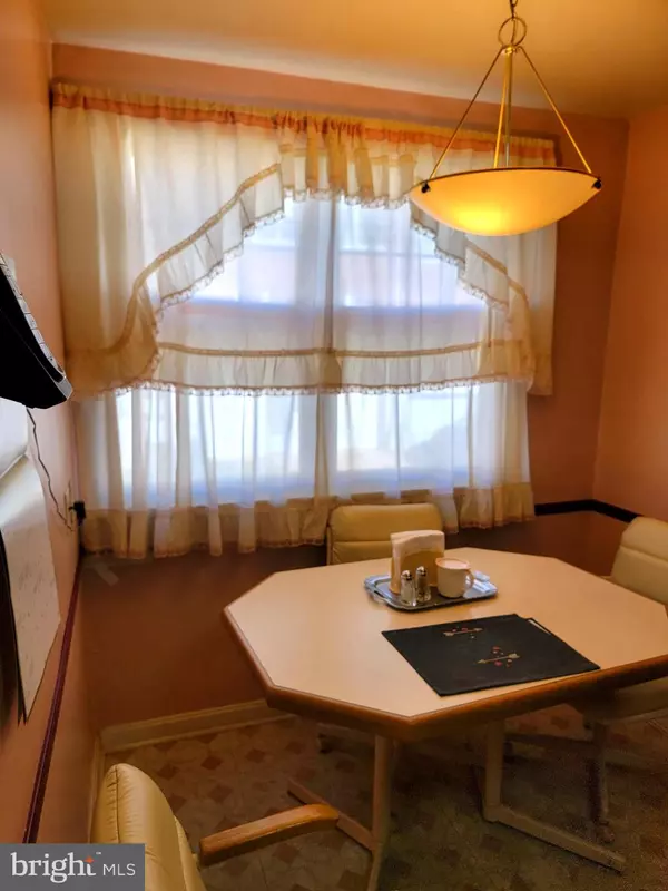 Philadelphia, PA 19150,7917 GILBERT ST