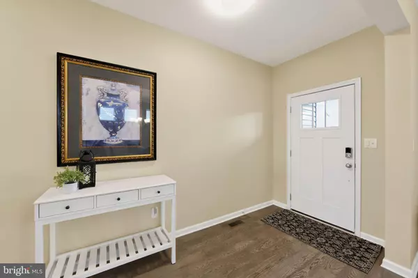 Downingtown, PA 19335,8 CLAYTON LN