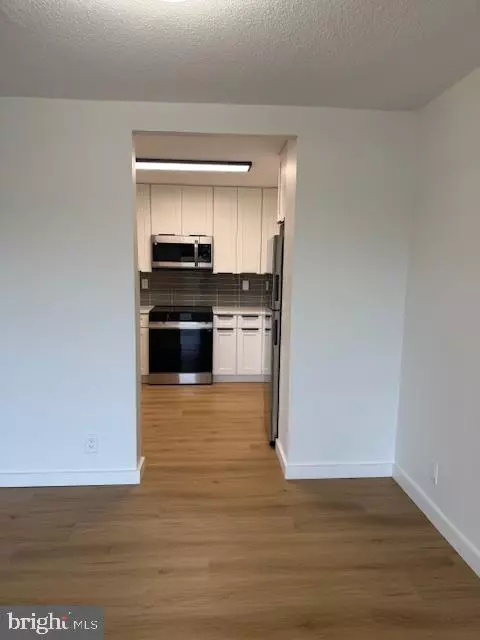 Alexandria, VA 22304,205 YOAKUM PKWY #1016