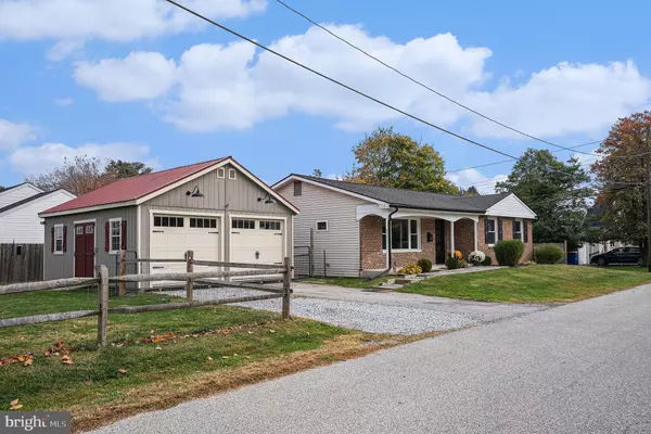 Parkesburg, PA 19365,301 E BRIDGE ST