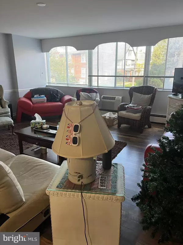 Wilmington, DE 19806,1401-UNIT PENNSYLVANIA AVE #214