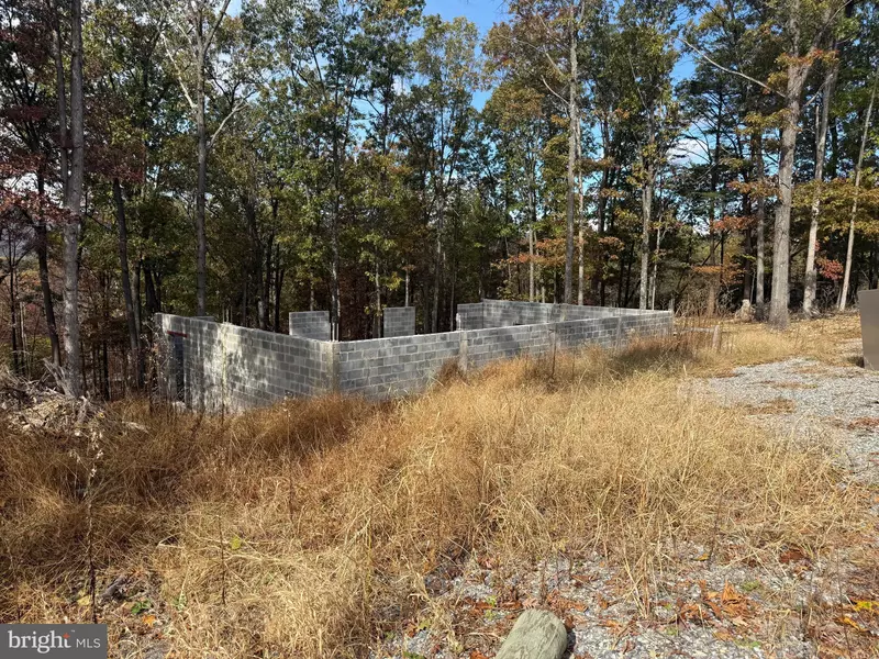 4272 TIMBER RIDGE ROAD, Berkeley Springs, WV 25411