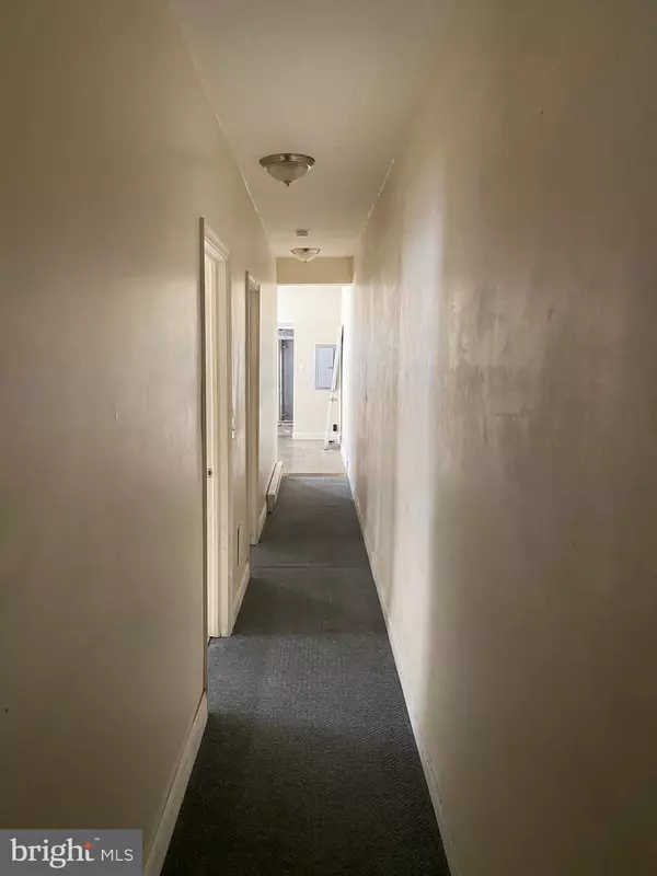 Philadelphia, PA 19131,5804 LANSDOWNE AVE