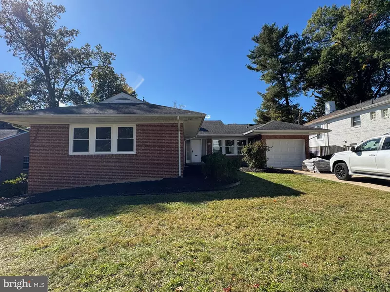 5612 NAMAKAGAN RD, Bethesda, MD 20816