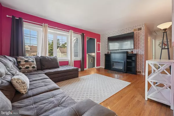 Hamilton, NJ 08619,324 MONTANA AVE