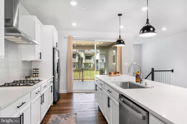 Columbia, MD 21044,7217 MAINSTREAM WAY