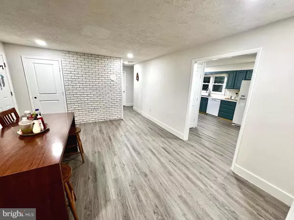 Manassas, VA 20112,12704 PURCELL RD