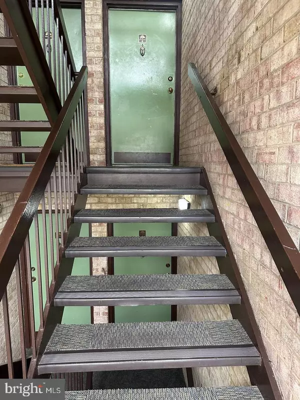 Gaithersburg, MD 20886,19023 MILLS CHOICE RD ##4