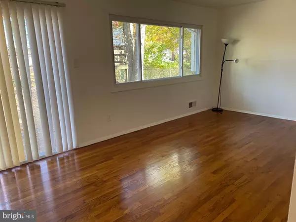 Beltsville, MD 20705,3510 CASTLELEIGH RD