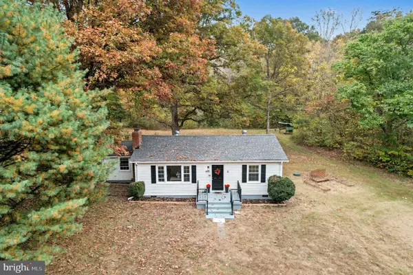 846 BORDEN RD, Bumpass, VA 23024