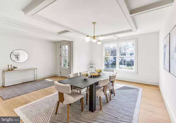 Chevy Chase, MD 20815,5528 TRENT ST