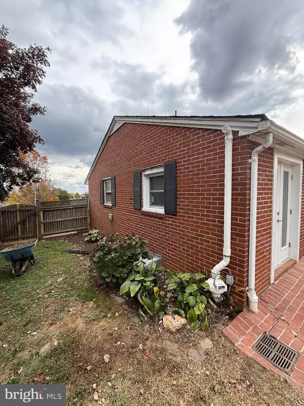 Frederick, MD 21702,5708 LAKEVIEW DR