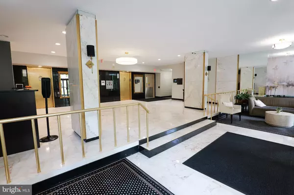 Rockville, MD 20852,11801 ROCKVILLE PIKE #211