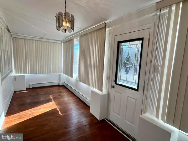 Lawrence Township, NJ 08648,16 ELDRIDGE AVE