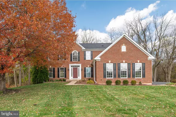 127 EQUESTRIAN CIR, Shenandoah Junction, WV 25442
