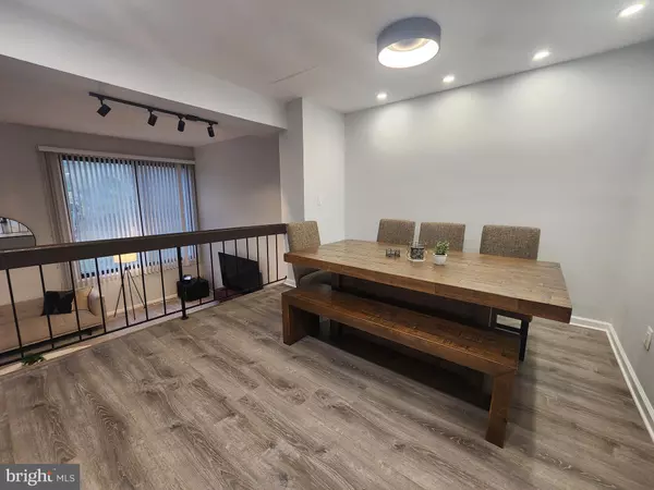 Hightstown, NJ 08520,158 HENDERSON PL