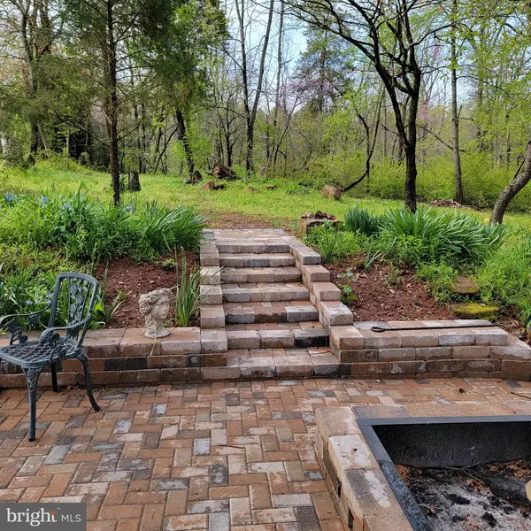 Dover, PA 17315,6691 HARMONY GROVE RD