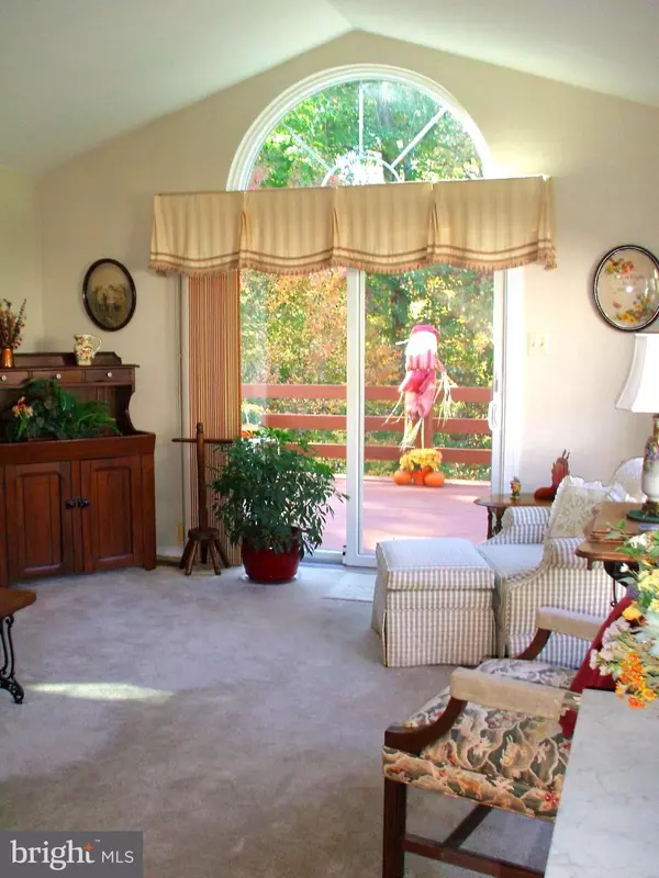 Aston, PA 19014,4224 CHATHAM CIR