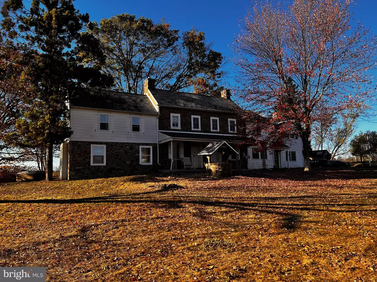 Newtown, PA 18940,887 WORTHINGTON MILL RD