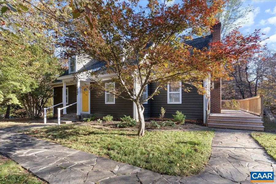 555 GILLUMS RIDGE RD, Charlottesville, VA 22903