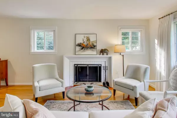 Bethesda, MD 20817,9809 HOLMHURST RD