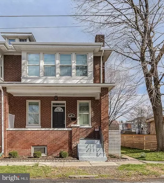 210 LEWIS ST, Harrisburg, PA 17110