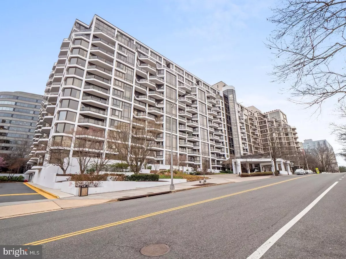 Arlington, VA 22209,1530 KEY BLVD #201