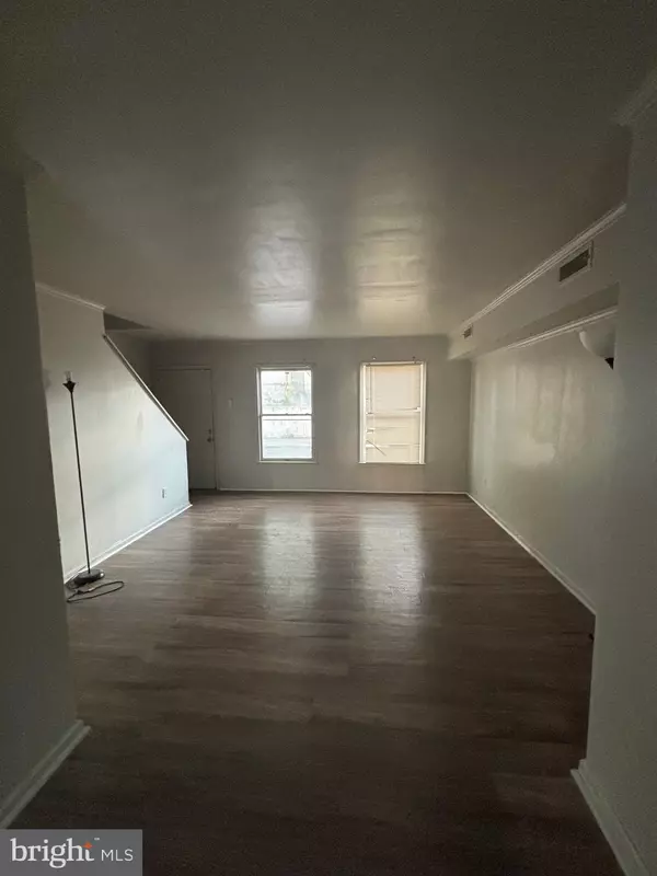 Baltimore, MD 21217,1907 BRUNT ST