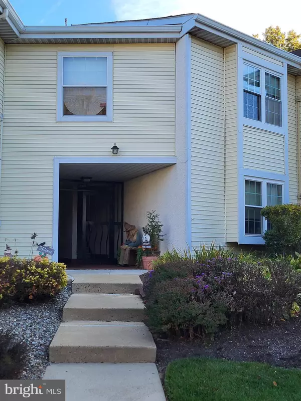 1307 STEAMBOAT STA, Southampton, PA 18966