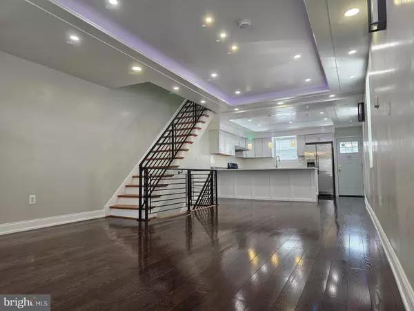 Philadelphia, PA 19146,1555 S HOLLYWOOD ST