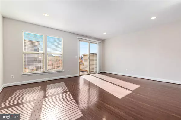 Ashburn, VA 20148,42211 YANCEY TER