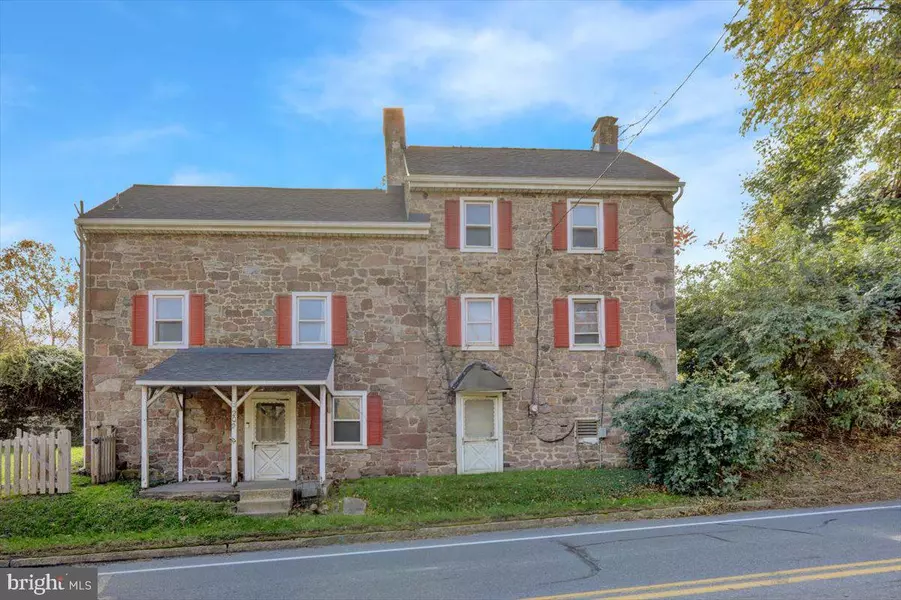 200 W MAIN ST, Birdsboro, PA 19508