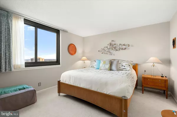 Falls Church, VA 22041,5505 SEMINARY RD #2205N