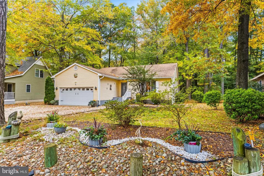 8 WHARF CT, Ocean Pines, MD 21811