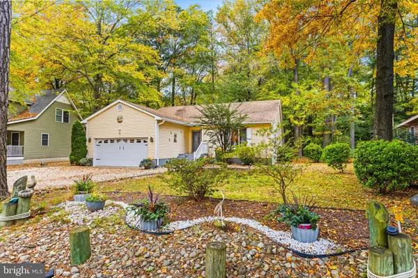 8 WHARF CT, Ocean Pines, MD 21811