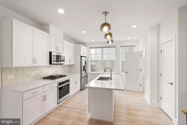 Reston, VA 20190,1862 MICHAEL FARADAY DR