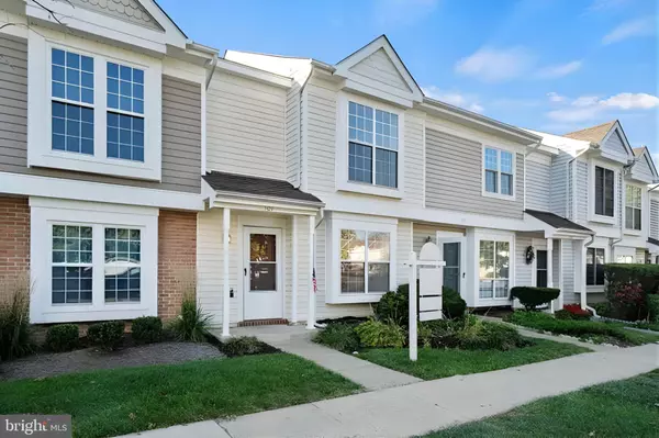 107 SAINT CHARLES SQ, Sterling, VA 20164