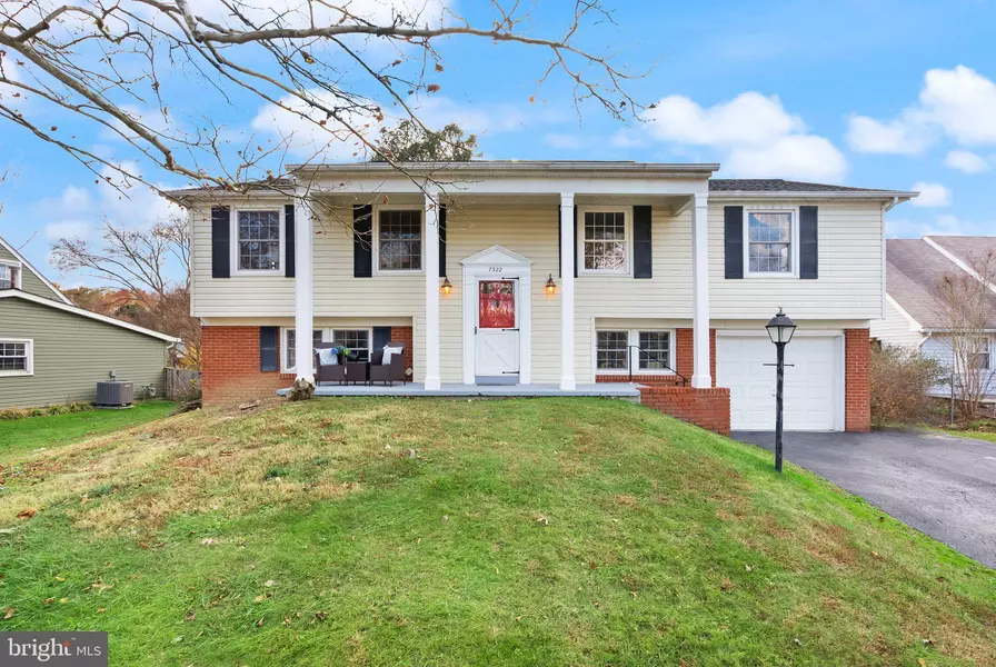 7322 WICKFORD DR, Alexandria, VA 22315
