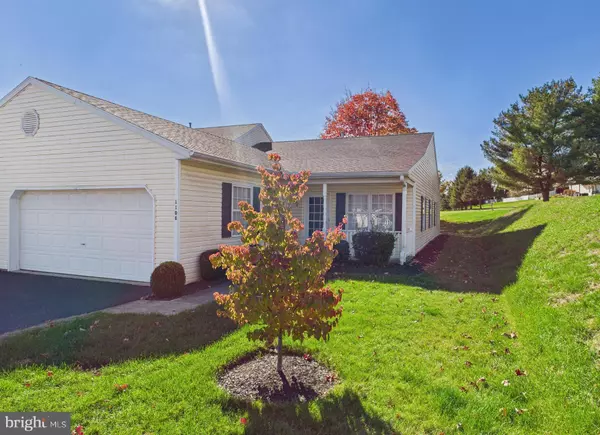 York, PA 17404,1108 VILLAGE WAY
