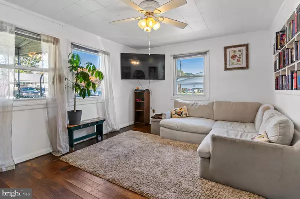 Middle River, MD 21220,3 COMPRESSION CT