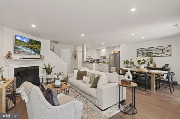 Palmyra, NJ 08065,106 QUAY CT