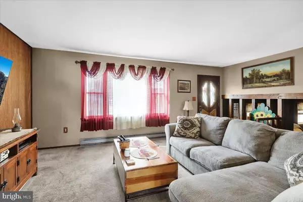 Mohrsville, PA 19541,86 TOWER RD