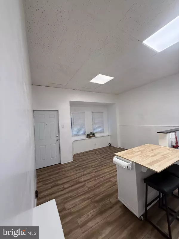 Trenton, NJ 08611,315 HUDSON ST