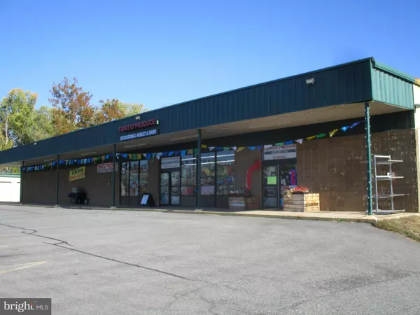 14 COMMERCIAL PLZ, Elkton, MD 21921