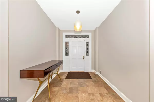 Potomac, MD 20854,9723 BEMAN WOODS WAY