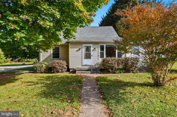 Manchester, PA 17345,225 N MAIN ST