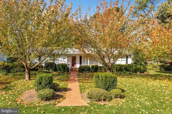 Lusby, MD 20657,12805 BAY DR