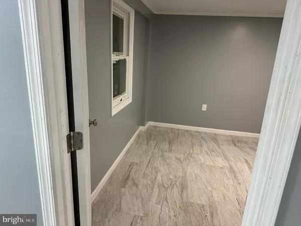 Harrisburg, PA 17112,6303 PINE ST #B