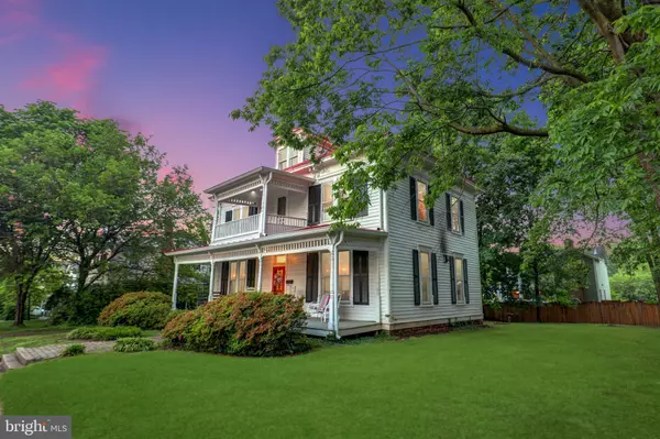 Manassas, VA 20110,9309 WEST ST