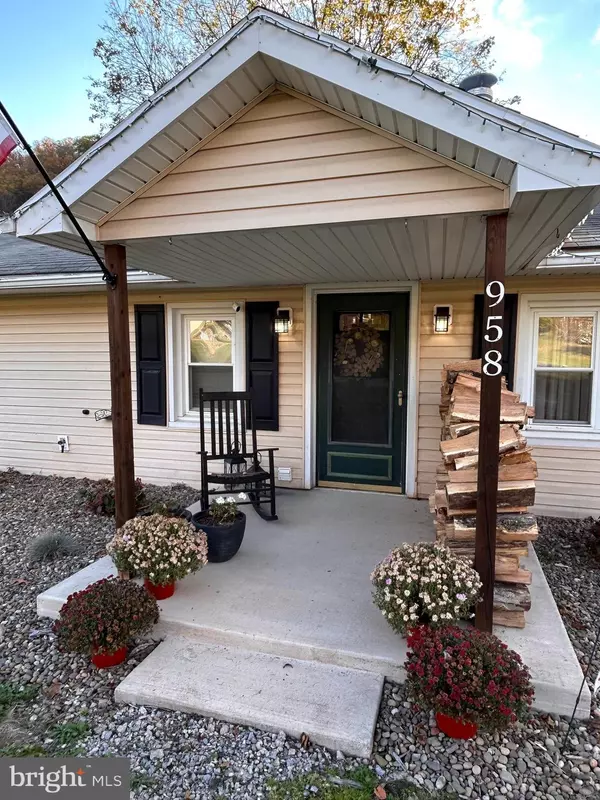 Bellefonte, PA 16823,958 RUNVILLE RD